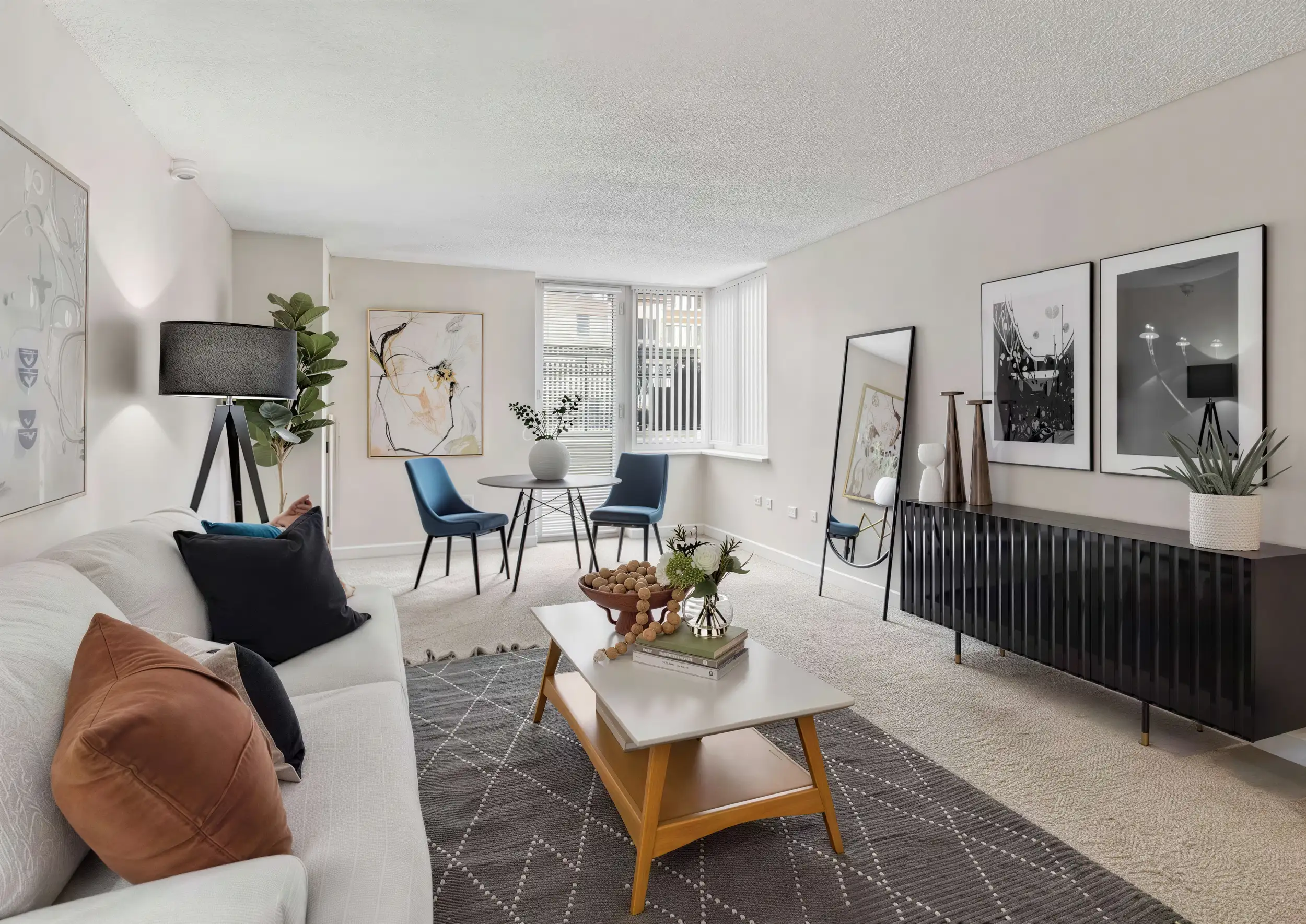 300 East 17th Apartments 14